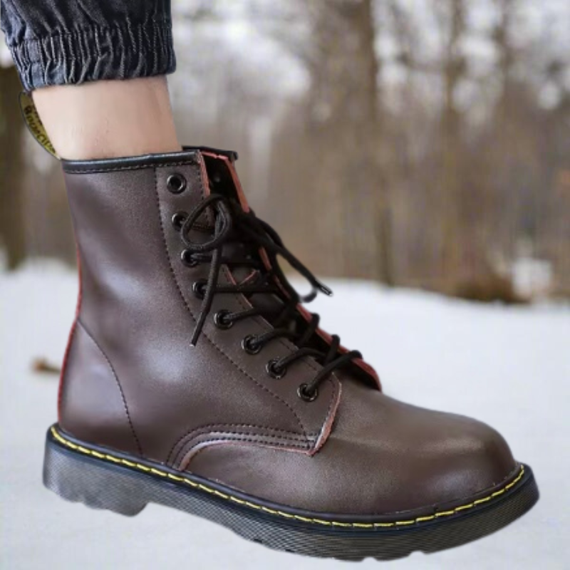Elowen – Warm Lace-Up Winter Boots