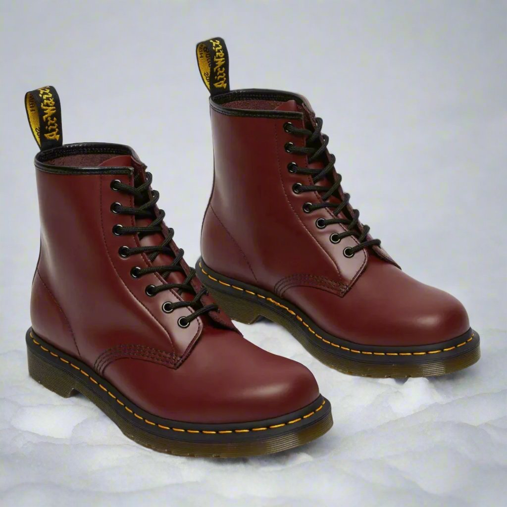 Elowen – Warm Lace-Up Winter Boots