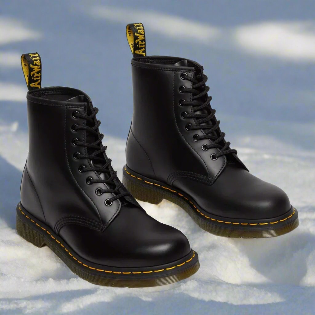 Elowen – Warm Lace-Up Winter Boots